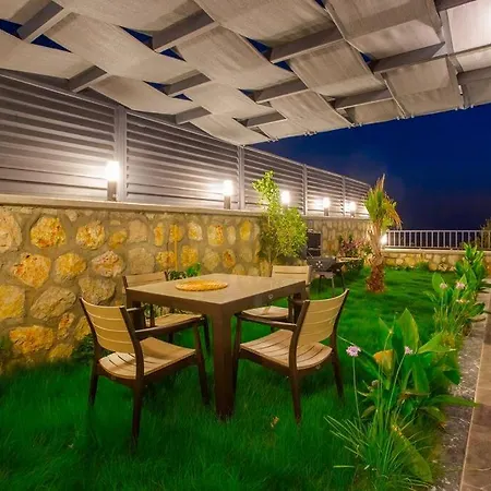 1+1 - Isitmali Havuz - Jakuzi - Balayi Villasi *